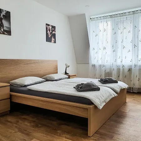 Schmiedeberg U Klinovce *